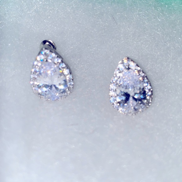 Giu Giu Boutique Jewelry - Bridal Cubic zirconia drop sterling silver earrings